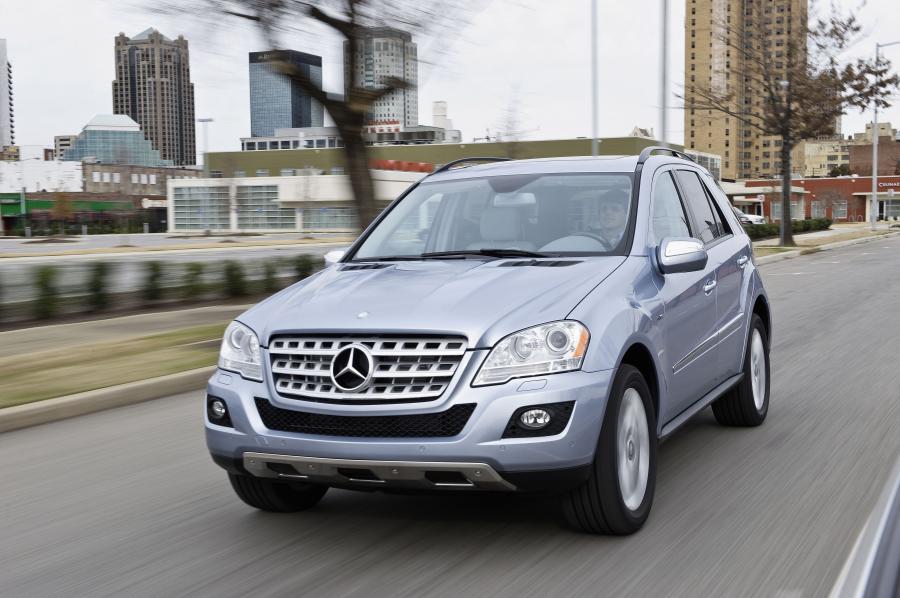  Mercedes-Benz ML450 Hybrid 2009 года  (фото 47 из 49)